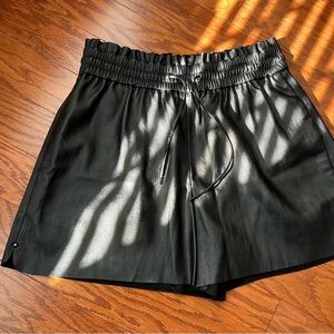Zara shorts - good condition!